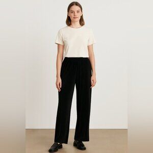 Devoted Black Pleated Wide-Leg Pants - Size L